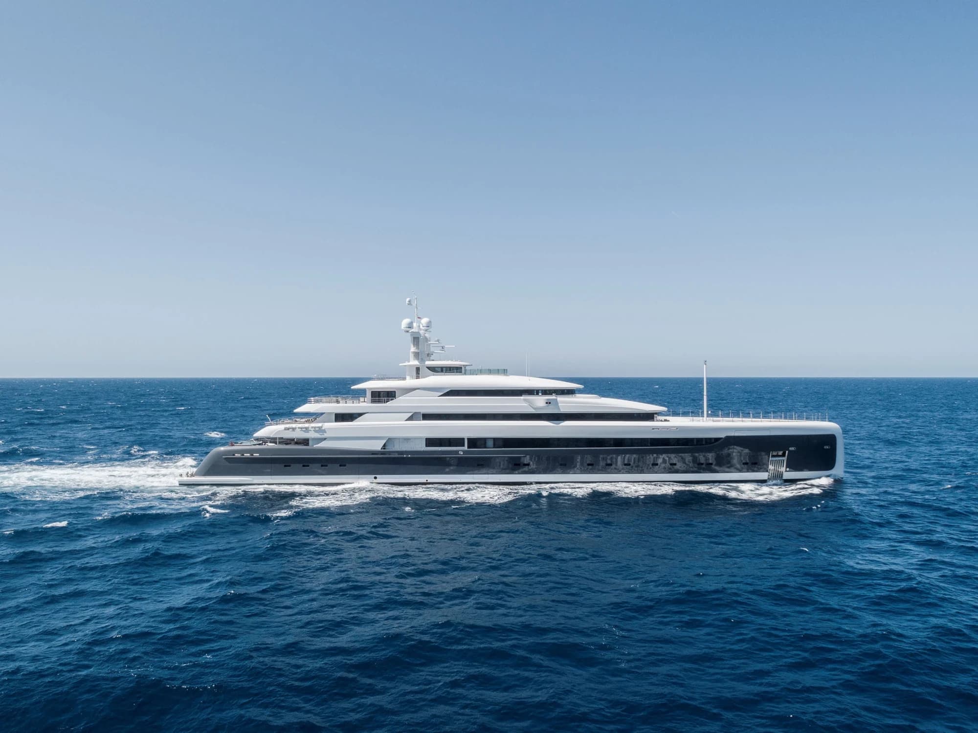 Illusion Plus interior